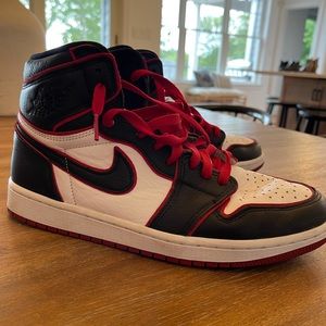 Air Jordan 1 Retro Black & Red